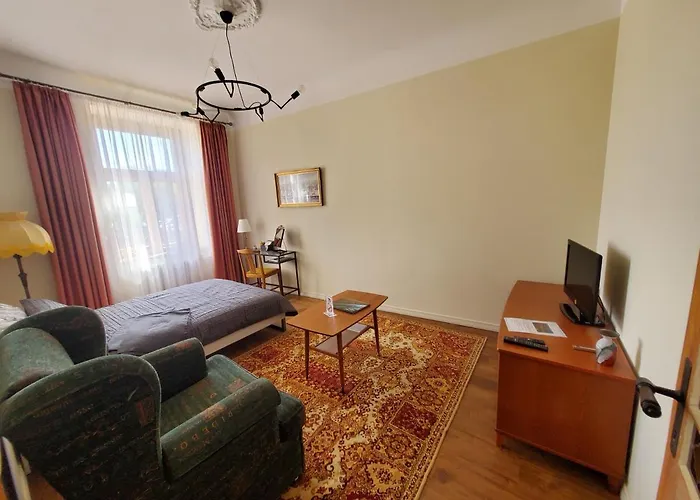 Stories Writer\'S Ap 40Sqm Renovated Free Parking